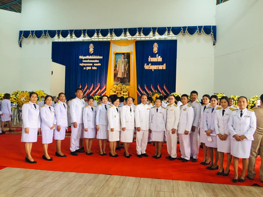 ร่วมกิจกรรม พิธีบำเพ็ญกุศลและพิธีน้อมรำลึกเนื่องในวันสวรรคต พระบาทสมเด็จพระบรมชนกาธิเบศร มหาภูมิพลอดุลยเดชมหาราช บรมนาถบพิตร